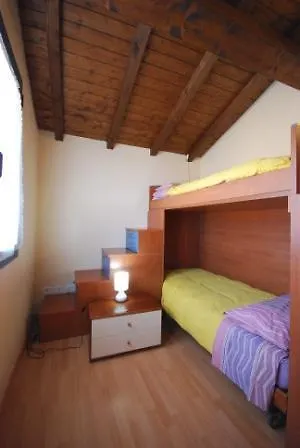 Komote Villa San Zeno di Montagna 0*, Arezzo