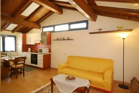 Komote Villa San Zeno di Montagna 0*, Arezzo Italy